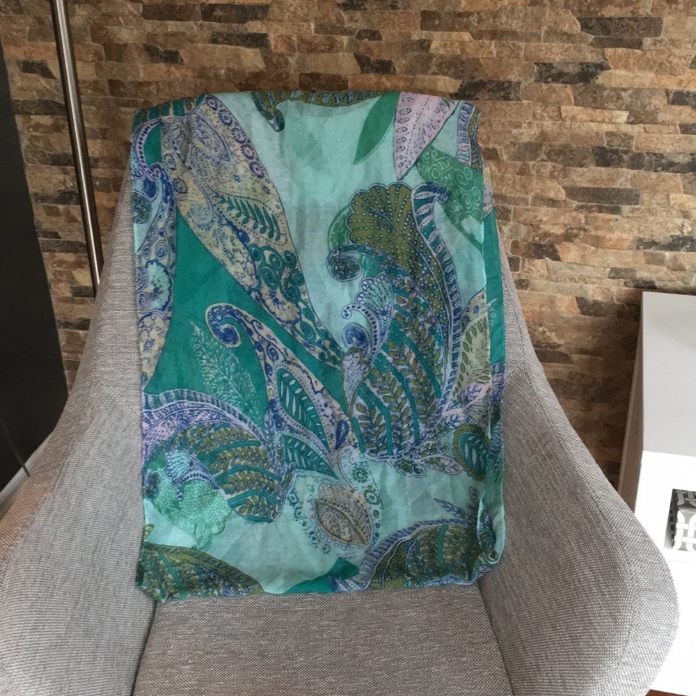 Infinity scarf